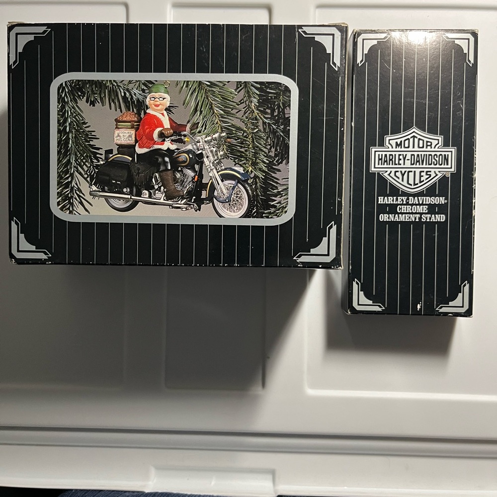 Harley Davidson “Queen of the Highway” Collector’s Ornament